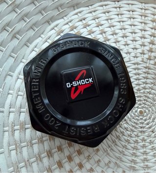 Reloj Casio G-Shock GA-100B-7A Blanco