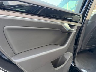 Volkswagen Touareg 3.0 tdi