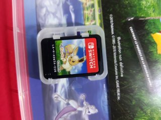 Pokemon Let's Go Eevee Nintendo Switch #A2638