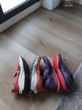 Lote Zapatillas Salomon y New Balance