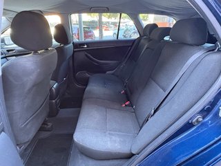 Toyota Avensis 2003