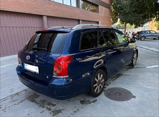 Toyota Avensis 2003