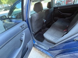 Toyota Avensis 2003