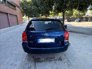 Toyota Avensis 2003