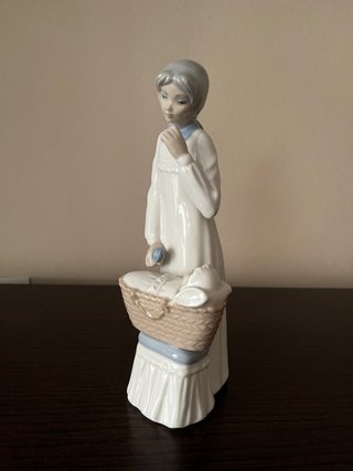 Figura Porcelana Tengra de Valencia Madre con Bebé