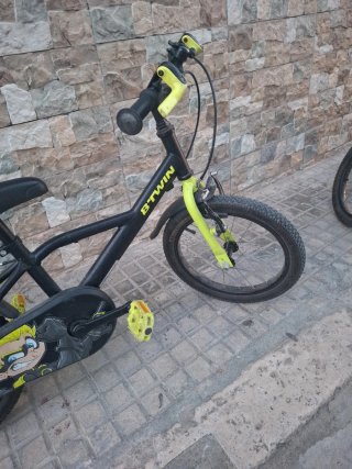 Bicicleta infantil Btwin amarilla