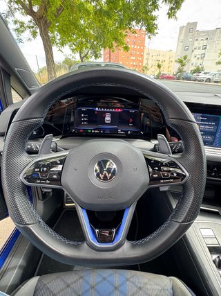 Volkswagen Golf 8R