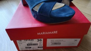 Zapatos de tacón azul Mariamarie