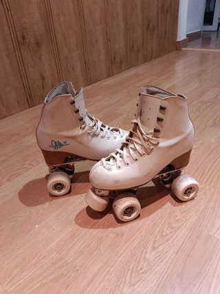 Patines profesionales blancos