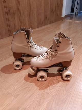 Patines profesionales blancos