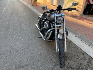 Harley-Davidson Sporster 883 Custom Negra/Plata