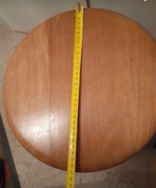 Sgabello in legno massello  regolabile