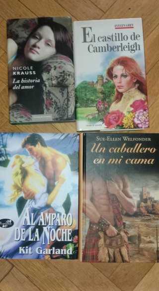 Libros tema romántico. 2 libros 5€. 4 libros 9€