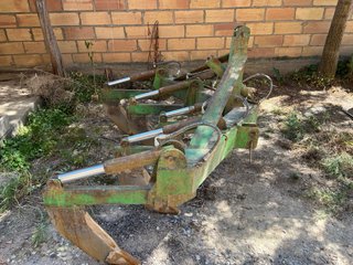 Subsolador Hidráulico Agrícola  5 puas