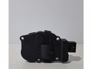 MOTOR APERTURA TRAMPILLAS CLIMATIZADOR EFB331 761