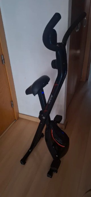Bicicleta Estática KRHUNER Plegable Digital