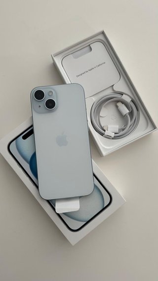 iPhone 15 Azul Plata