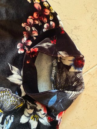 Maglia effetto velluto floreale