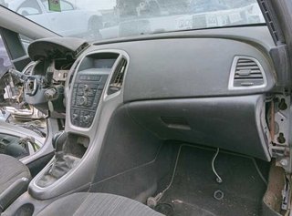 Opel 301681 13502595 alternador astra j 1.6 (68)