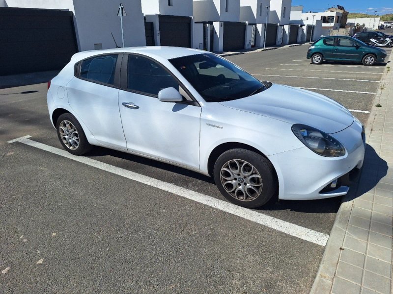 Alfa Romeo Giulietta 2019 - foto 1