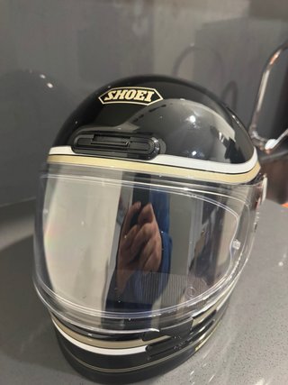 Casco Shoei Glamster 06 Negro y dorado Talla L