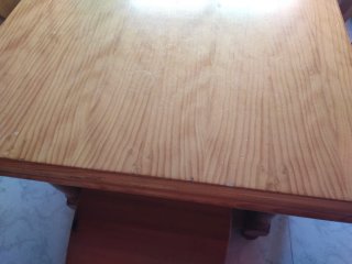 Mesa de comedor con 6 sillas de madera