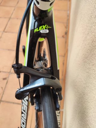 Bicicleta Merida Scultura CF 905