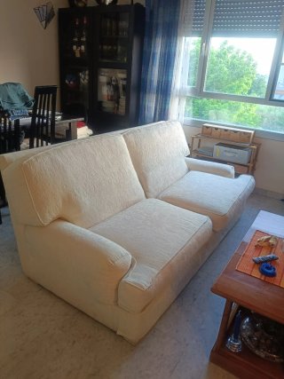 Sofa (urge la venta)