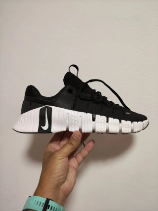 T44 Nike Free Metcon 5