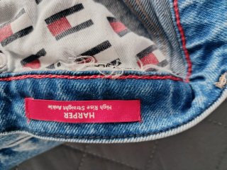 Pantalón vaquero Tommy Jeans azul y blanco