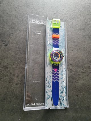 Swatch Scuba 200 Coming Tide SDJ100
