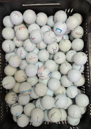 Lote 135 Bolas de Golf Pinnacle