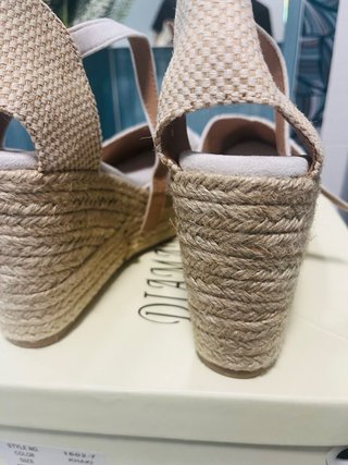 Zapatos esparto sin estrenar T.36