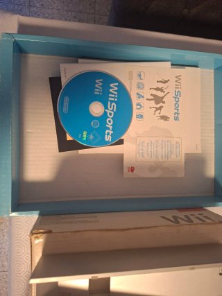 Consola Nintendo Wii + Wii Sports