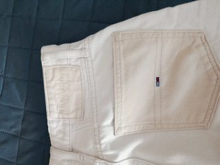 Pantalón vaquero beige chica Tommy Hilfiger
