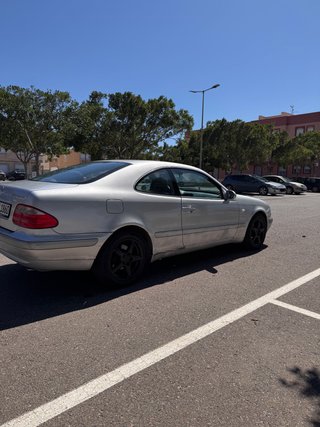 Mercedes-Benz  CLK