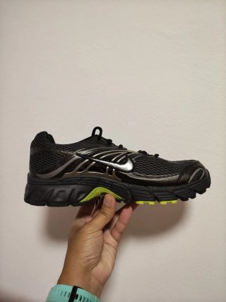 T42,5 Nike Air Max Moto 2k