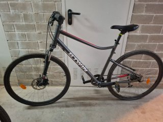 Bicicleta de montaña Btwin gris
