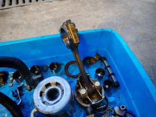 Despiece motor Kymco AK550, cigueñal
