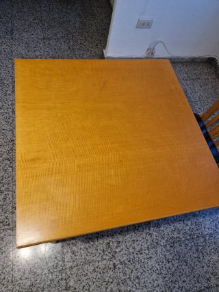 Mesa extensible de madera