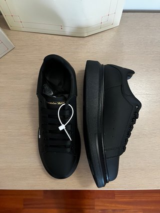 Scarpe Alexander McQueen nere
