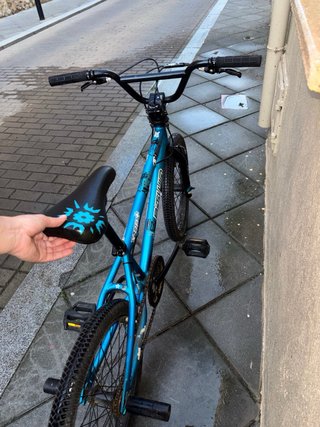 Bicicleta BMX Infantil Azul