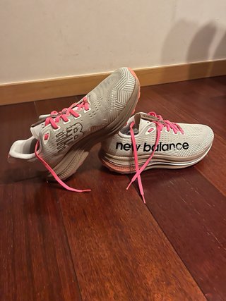 Zapatillas New Balance Hombre Beige