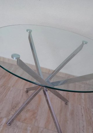 Mesa de comedor cristal y metal