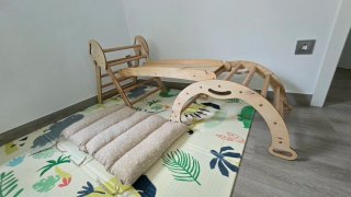 Parque de juegos infantil de madera