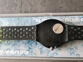 Swatch Scuba 200m Nero/Verde SDB102
