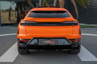 LAMBORGHINI URUS SE 800 CV