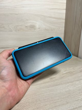 Nuovo Nintendo 2DS XL Nero/Blu