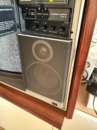 TV Sony Trinitron Madeira Vintage