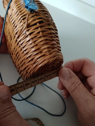 Cantimplora forrada artesanal antigua